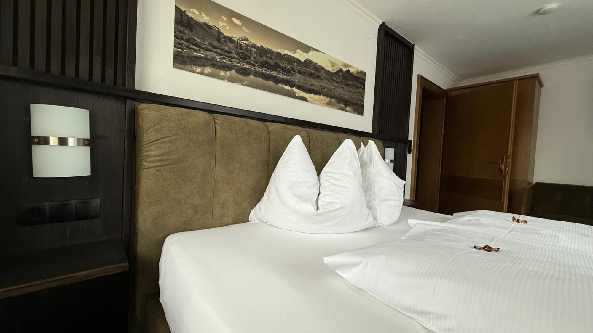 Hotel Dorfgasthof Schloesslstube Stuhlfelden Ngoại thất bức ảnh