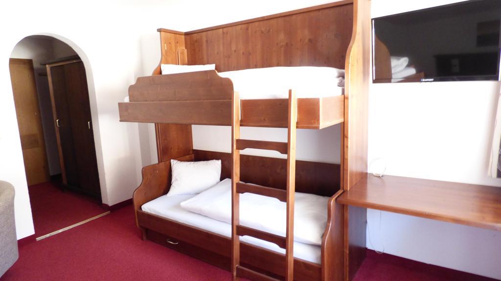 Hotel Dorfgasthof Schloesslstube Stuhlfelden Ngoại thất bức ảnh