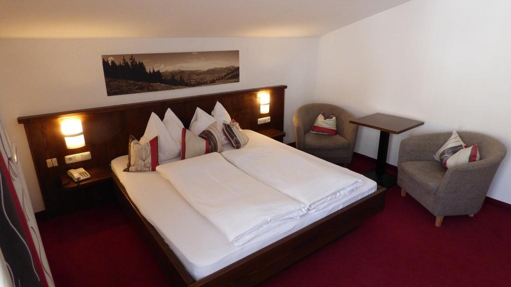 Hotel Dorfgasthof Schloesslstube Stuhlfelden Ngoại thất bức ảnh